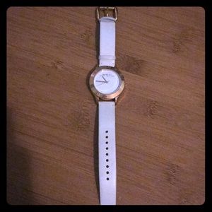 Marc Jacobs white leather watch